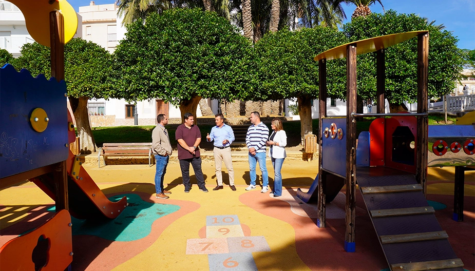 licitacion parques infantiles - El Ayuntamiento de Carboneras renovará tres parques infantiles con una inversión de más de 125.000 euros