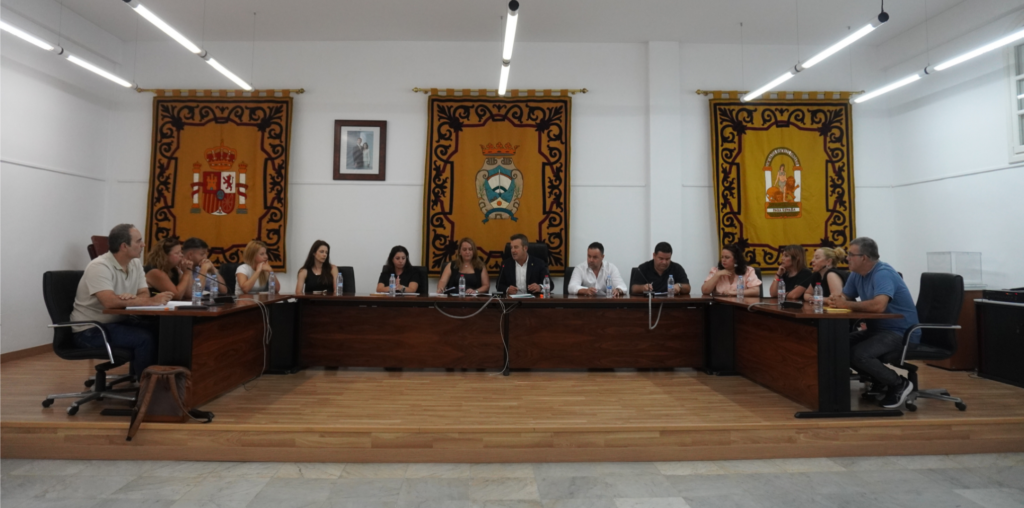 260703 Foto pleno e1783085116305 - El Ayuntamiento abona 2,4 millones dentro del Plan de Pago a Proveedores del Gobierno de España